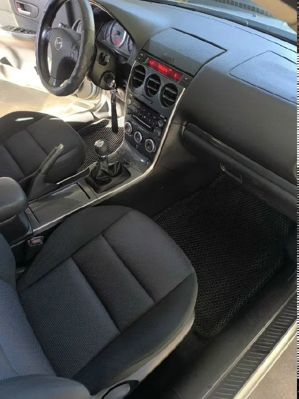 Продам mazda 6 универсал, 2006 год, 2.0, в достойном состоянии. За авто следили, авто семейное, на дороге ведёт себя превосходно, как в городе, так и по трассе. Два комплекта колёс. Обслужено, ничего делать не нужно. Цена 650 000 рублей (торг реальному покупателю у капота). Донецк +79493455810 елена.
📞 Звоните: +7(949)3455810 - фотография - 8
