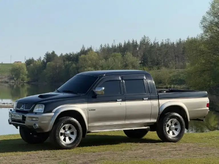 В продаже mitsubishi l200, 2005 г. В, 2.5 л, мкпп. Вечный японский танк, сборка тайланд, никаких «common rail» мозгов и т. П, тнвд механический, перебирает любым топливом / спиртом / нефтью. Рамник на рессорах и с неразрезными мостами, пройдёт везде и ещё танковую дивизию дотянет. Полный привод с режимом 2h / 4h / 4hlc / 4llc. Автотека зелёная, 15 лет в семье, птс - оригинал.

Кузов как на фото, никаких вложений, снимались накладки, переваривались пороги и крылья, всё обработано и покрашено на долгие годы вперёд. Номер на раме читаем, рама в оригинале, живее всех живых, любой ваш подъемник приветствую. Подкапотное пространство - сухое, двс работает идеально, запуск моментальный. Мкпп - вечная. Стоят два акб и два отопителя салона и т. Д и т. П.

Техосмотр пройден, авто готово к оформлению. Цена - 850,000 рублей. Рассрочки и обмена нет. Территориально находится в г макеевка (центр) контакты : +7(949)003-33-27, +7(979)028-27-27
Мессенд
📞 🇷🇺 Звоните: +79490033327 - фотография - 2