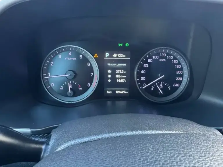 Hyundai tucson рестайлинг
Год выпуска 2019
Двигатель 2.0 бензин
Коробка автомат
Пробег 121 тыс. Км
Автомобиль официал в отличном состоянии,
Кузов без дтп весь в заводском окрасе,
Весь обслужен вложения не какого не требует !
Хорошая комплектация,
Бесключевой доступ,
(Start-stop),
Климат-контроль,
Круиз-контроль,
Датчики света и дождя,
Подогрев руля,
Подогревы сидений,
Парктрони,
Carplay,
Камера заднего вида,
И многое другое.
С документами полный порядок,
Продажа с полным переоформлением в мрэо
Г. Донецк
Цена 1.980 тыс. ₽
Звоните остальное по
+79495210905
📲 Tg: r. B
📞 Звоните: +7(949)5210905 - фотография - 10