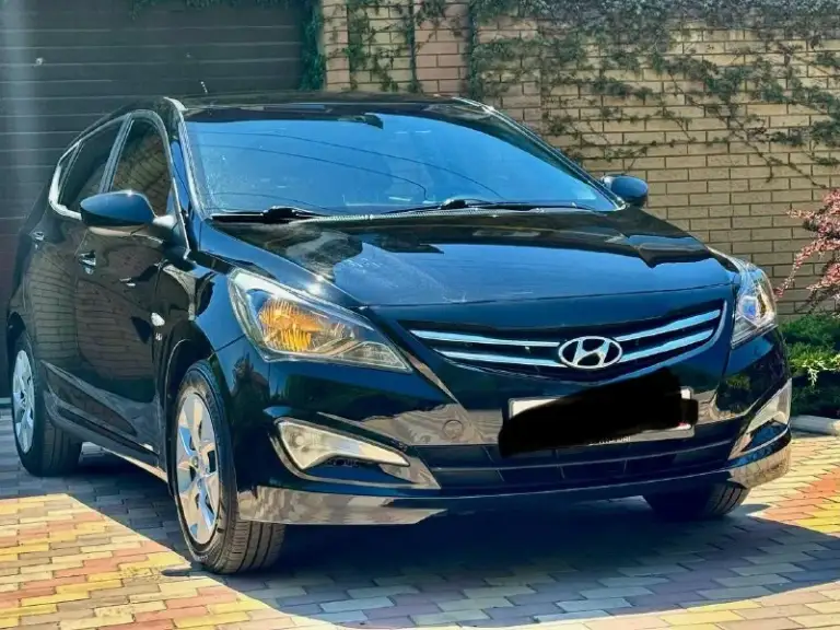 Продам hyundai solaris хэтчбек 2016 г объем двигателя 1.6 коробка автомат с пробегом 157 000 км машина не битая некрашеная с максимальной комплектации кондиционер подогрев сидений передняя заднего стекла четыре стеклоподъемника электро зеркала задний патронник двигатель ходовая все в отличном состоянии полностью вся обслуживан ная машина цена 1 150 000 руб. Телефон +7 949 508 96 15 - фотография - 1