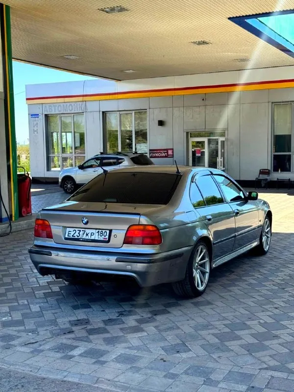 Bmw e39 528i
1997 Год
Акпп
Бодрый не дымит, акпп контрактная, ходовая живая, новые фильтра, масла, тормозные диски, диски и резина, на полном ходу каждый день, люк работает, стекла целые, 455000 рублей, обмен, донецк, тел+79493152333
📞 Звоните: +7(949)3152333 - фотография - 4