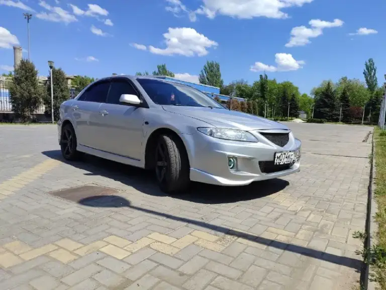 Mazda 6 gg 2004 г. В. Мотор 2.0, 147л/с, на машину денег не жалел. Едет отлично, не дымит, масло от замены до замены доливать не надо. Пробег 214.000 коробка механика 5 ст. , работает отлично. Кузов для своих лет в отличном состоянии, все обработано, без шпаклёвки! Произведена замена цепи месяц назад. В авто есть: круиз контроль, 4 авто эл. Подъемника, гур, abs, стабилизация, эл. Зеркала, климат контроль, подогревы сидений, новые led туманки (свет отличный), установлена хорошая музыка и сабвуфер, все работает! Салон в хорошем состоянии. 18е диски vossen новые без сколов на новой резине + дополнительный комплект родных дисков (титаны) на зимней резине (проехала 1 сезон), 2 комплекта ключей, авто сел и уехал! Учет рф, автомобиль выделяется в потоке. Цена : 650.000₽, донецк +79493373805
📞 Звоните: +7(949)3373805 - фотография - 3