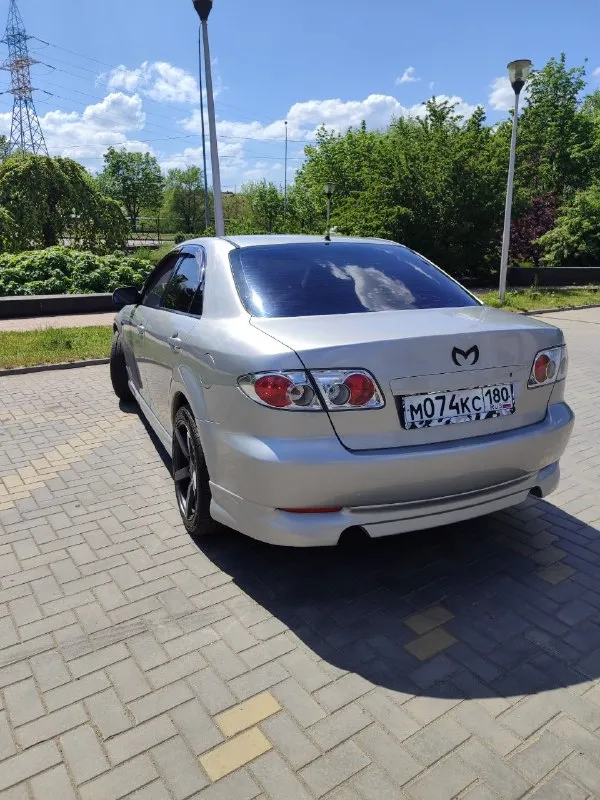 Mazda 6 gg 2004 г. В. Мотор 2.0, 147л/с, на машину денег не жалел. Едет отлично, не дымит, масло от замены до замены доливать не надо. Пробег 214.000 коробка механика 5 ст. , работает отлично. Кузов для своих лет в отличном состоянии, все обработано, без шпаклёвки! Произведена замена цепи месяц назад. В авто есть: круиз контроль, 4 авто эл. Подъемника, гур, abs, стабилизация, эл. Зеркала, климат контроль, подогревы сидений, новые led туманки (свет отличный), установлена хорошая музыка и сабвуфер, все работает! Салон в хорошем состоянии. 18е диски vossen новые без сколов на новой резине + дополнительный комплект родных дисков (титаны) на зимней резине (проехала 1 сезон), 2 комплекта ключей, авто сел и уехал! Учет рф, автомобиль выделяется в потоке. Цена : 650.000₽, донецк +79493373805
📞 Звоните: +7(949)3373805 - фотография - 6