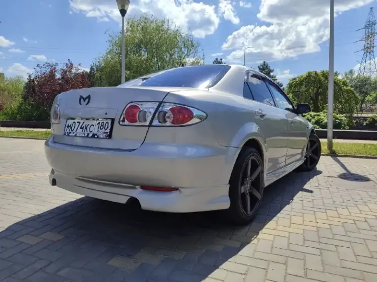 Mazda 6 gg 2004 г. В. Мотор 2.0, 147л/с, на машину денег не жалел. Едет отлично, не дымит, масло от замены до замены доливать не надо. Пробег 214.000 коробка механика 5 ст. , работает отлично. Кузов для своих лет в отличном состоянии, все обработано, без шпаклёвки! Произведена замена цепи месяц назад. В авто есть: круиз контроль, 4 авто эл. Подъемника, гур, abs, стабилизация, эл. Зеркала, климат контроль, подогревы сидений, новые led туманки (свет отличный), установлена хорошая музыка и сабвуфер, все работает! Салон в хорошем состоянии. 18е диски vossen новые без сколов на новой резине + дополнительный комплект родных дисков (титаны) на зимней резине (проехала 1 сезон), 2 комплекта ключей, авто сел и уехал! Учет рф, автомобиль выделяется в потоке. Цена : 650.000₽, донецк +79493373805
📞 Звоните: +7(949)3373805 - фотография - 7