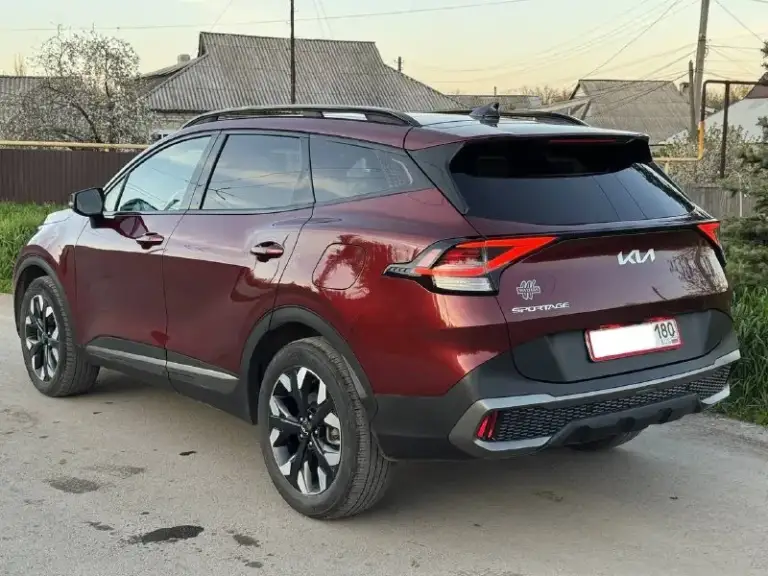 Срочно продам kia sportage
Год выпуска: 2022
Пробег: 40 000 км
Модификация: 2,5 (189 л. С. )
Тип двигателя: бензин
Коробка передач: автомат
Привод: полный
Комплектация: x-line
Цвет: красный
Один владелец.
Брал с пробегом 34 500км
-Удержание в полосе
-Круиз-контроль
-Климат-контроль
-Камера заднего вида
-Старт-стоп
-Подогрев сидений
-Электропривод сидений
-Эл-стеклоподъёмники (передние и задние)
-Эл-регулировка зеркал
-Панорама
-Русифицирована
-Полностью обслужена, поменяны все расходники, установлены хорошие тормоза (брали машину и обслуживали для себя)
В связи с определенными обстоятельствами авто продается в кротчайшие сроки!
В продаже kia sportage в идеальном техническом и внешнем состоянии.
Состояние нового авто. Переоформление после 1 ноября.
Авто в г. Макеевка, днр.
Цена: 3 100 000 рублей
Контакты:
+7 949 398 58 38
Иван - фотография - 5