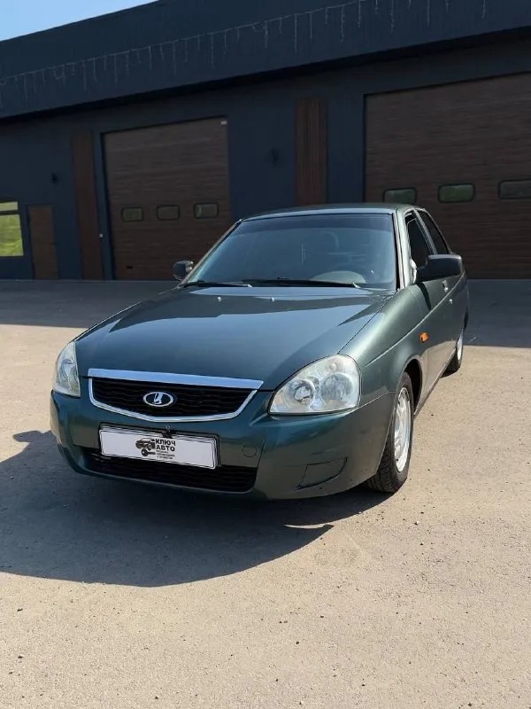 🚘 Продам автомобиль ваз приора 2170
▶️ Год выпуска: 2008 г.
▶️ Пробег: 177.000 км.
▶️ Объём двигателя: 1.6 л, 126 мотор 16 клапанный.
ℹ️ описание:
✅ Автомобиль в очень хорошем состоянии с одним владельцем,90% родного окраса! Двигатель работает ровно, не троит и не дымит. Коробка передач отрабатывает себя на все 💯 переключает без вылетов и хрустов! Ухоженный и чистый салон! Автомобиль в дтп не участвовал!
Комплектация:
- Есп 2 шт
- Эур
- Подогрев заднего стекла
- Подогрев зеркал
- Регулировка зеркал
🏛 Юридически автомобиль чист, без штрафов и запретов! Предоставлю видео обзор при необходимости!
💰 Цена: 330.000 рублей, торг уместен!
📍 Осмотр: г. Амвросиевка. Возможна доставка в ваш город по договоренности!
📞 Телефоны для связи: +79493391770
+79490789890
👆 Все соц сети к номерам привязаны! - фотография - 1