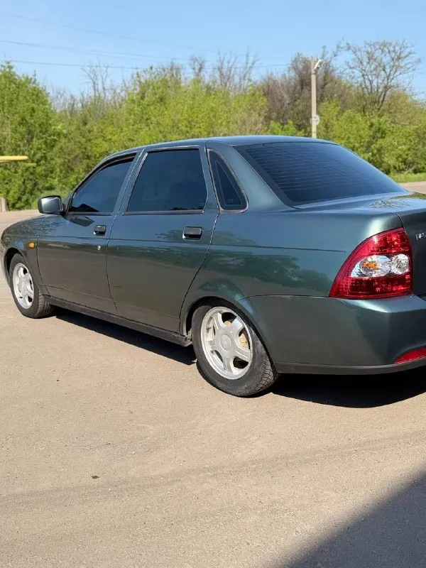 🚘 Продам автомобиль ваз приора 2170
▶️ Год выпуска: 2008 г.
▶️ Пробег: 177.000 км.
▶️ Объём двигателя: 1.6 л, 126 мотор 16 клапанный.
ℹ️ описание:
✅ Автомобиль в очень хорошем состоянии с одним владельцем,90% родного окраса! Двигатель работает ровно, не троит и не дымит. Коробка передач отрабатывает себя на все 💯 переключает без вылетов и хрустов! Ухоженный и чистый салон! Автомобиль в дтп не участвовал!
Комплектация:
- Есп 2 шт
- Эур
- Подогрев заднего стекла
- Подогрев зеркал
- Регулировка зеркал
🏛 Юридически автомобиль чист, без штрафов и запретов! Предоставлю видео обзор при необходимости!
💰 Цена: 330.000 рублей, торг уместен!
📍 Осмотр: г. Амвросиевка. Возможна доставка в ваш город по договоренности!
📞 Телефоны для связи: +79493391770
+79490789890
👆 Все соц сети к номерам привязаны! - фотография - 4
