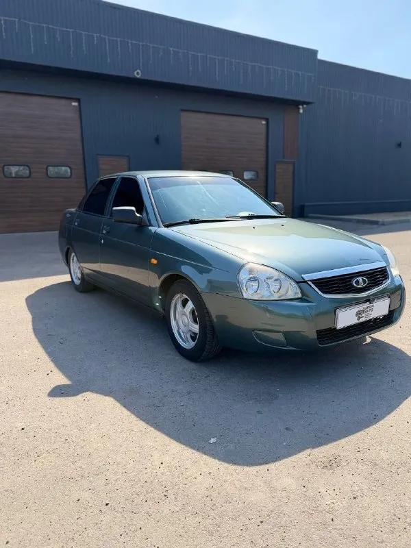 🚘 Продам автомобиль ваз приора 2170
▶️ Год выпуска: 2008 г.
▶️ Пробег: 177.000 км.
▶️ Объём двигателя: 1.6 л, 126 мотор 16 клапанный.
ℹ️ описание:
✅ Автомобиль в очень хорошем состоянии с одним владельцем,90% родного окраса! Двигатель работает ровно, не троит и не дымит. Коробка передач отрабатывает себя на все 💯 переключает без вылетов и хрустов! Ухоженный и чистый салон! Автомобиль в дтп не участвовал!
Комплектация:
- Есп 2 шт
- Эур
- Подогрев заднего стекла
- Подогрев зеркал
- Регулировка зеркал
🏛 Юридически автомобиль чист, без штрафов и запретов! Предоставлю видео обзор при необходимости!
💰 Цена: 330.000 рублей, торг уместен!
📍 Осмотр: г. Амвросиевка. Возможна доставка в ваш город по договоренности!
📞 Телефоны для связи: +79493391770
+79490789890
👆 Все соц сети к номерам привязаны! - фотография - 5