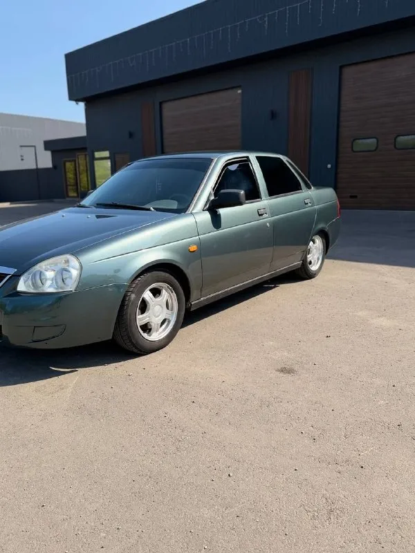 🚘 Продам автомобиль ваз приора 2170
▶️ Год выпуска: 2008 г.
▶️ Пробег: 177.000 км.
▶️ Объём двигателя: 1.6 л, 126 мотор 16 клапанный.
ℹ️ описание:
✅ Автомобиль в очень хорошем состоянии с одним владельцем,90% родного окраса! Двигатель работает ровно, не троит и не дымит. Коробка передач отрабатывает себя на все 💯 переключает без вылетов и хрустов! Ухоженный и чистый салон! Автомобиль в дтп не участвовал!
Комплектация:
- Есп 2 шт
- Эур
- Подогрев заднего стекла
- Подогрев зеркал
- Регулировка зеркал
🏛 Юридически автомобиль чист, без штрафов и запретов! Предоставлю видео обзор при необходимости!
💰 Цена: 330.000 рублей, торг уместен!
📍 Осмотр: г. Амвросиевка. Возможна доставка в ваш город по договоренности!
📞 Телефоны для связи: +79493391770
+79490789890
👆 Все соц сети к номерам привязаны! - фотография - 6