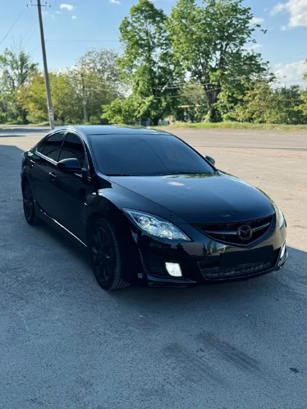 ❗️Продам mazda gh sport 2008г цена 950 000₽ торг у капота ☎+79496767247 (телеграмм) двигатель 2.0 (147л. С) коробка механика 6-и ступка пробег 247 000км машина в отличном состоянии как технически так и кузов. Комплектация sport: комбинированная обивка салона, аудиосистема bose, мульти руль, доработанная адаптивная оптика bi-led afs, климат-контроль, электропривод боковых зеркал с подогревом, подогрев сидений, электростеклоподъёмники с доводчиками, легкосплавные диски размером 18 дюймов на новой летней резине, раздвоеный выхлоп, cистема контроля давления в шинах, парктроники, датчики дождя и света. Рассмотрю варианты обмена❗️ документы готовы к переоформлению. 📍машина находится в г. Амвросиевка
📞 Звоните: +7(949)6767247 - фотография - 1