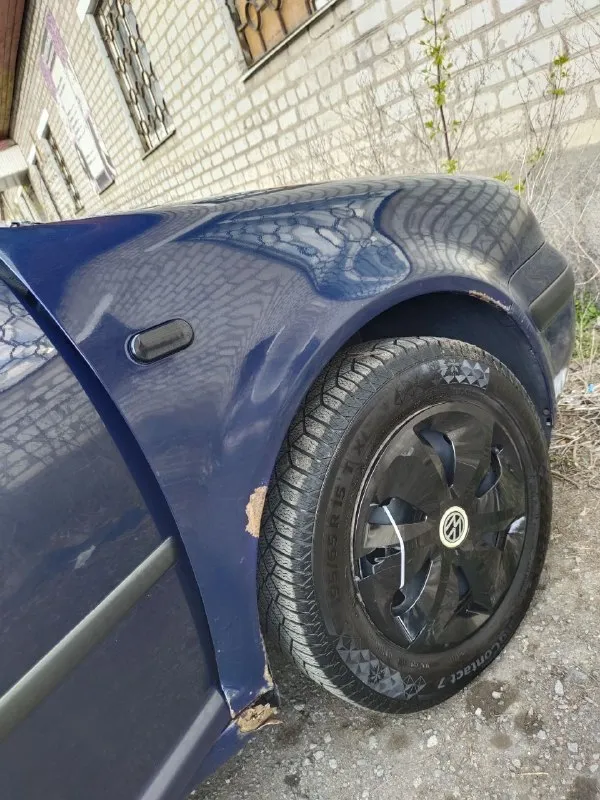 Продаю volkswagen golf4 универсал, 2000 года выпуска, механика.
Цена 400000 руб.
Производство германия, на учет рф ставили в 2024 году. Второй хозяин.
Все документы в порядке.
Движок контрактный, ставил в декабре 2025 г. 150 тыс. Пробега (документы на него в наличии) 1.6 л, 16-клапанный, 105 л. С. Работает тихо, ничего не стучит, не гремит, не троит, масло не жрет.
Подвеска перебрана, мягкая, сбитая.
Лкп - возрастные косяки, на фото видно.
Музыка заменена вся.
Два комплекта резины (летняя yokohama - 1 сезон и зимняя липучка continental - 2 сезона пробега).
На трассе чувствует себя уверенно, послушная, маневренная.
В дтп не была.
Находится в донецке.
Звоните, пишите, по машине ничего не скрываю, все расскажу.
Телефон: +7(949)6278125
📲 Tg: @zzzmeuzzz
📞 Звоните: +7(949)6278125 - фотография - 8