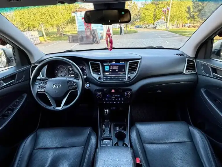 Hyundai tucson
Официал
Максимальная комплектация ❗️❗️
2017Г автомат 2.0 бензин
Автомобиль в хорошем состоянии!
Есть все для комфортного вождения!!!
Без ключевой доступ,
Старт/стоп,
Автозапуск,
Салон кожа,
Подогрев сидений передних и задних,
Камера заднего вида,
Монитор,
Мульти/руль,
Климат/контроль,
Круиз/контроль,
Парктроники,
Авто свет,
Датчик дождя,
И многое другое….
С документами полный порядок!!!!
Диагностическая карта есть!!!!
Переоформление в мрэо!!!
Цена 1.765₽ цена на пару дней!!!!!
Все вопросы по тел: +79495396488 - фотография - 9