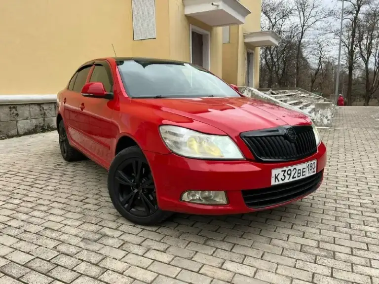 Продам skoda a5 (рестайлинг), 2009года. 1,6 mpi, акпп (айсин). Пробег 240к км. Автомобиль в отличном состоянии, как внешне так и технически!!! Двигатель, коробка в отличном состоянии!!! Масло менялось вовремя, через каждые 7к км. В автомобиле всё работает. Ходовка, электрика в норме. Новая зимняя резина. Диски r17. Музыка, сабвуфер, усилитель. Никаких изъянов по машине нет. Автомобиль обслужен и не требует вложений. Сел и поехал. Продажа из-за приобретения нового авто. Перекупам не беспокоить. Продажа от собственника. 799 000 рублей. Торг +79493582056 кировское
📞 Звоните: +7(949)3582056 - фотография - 3