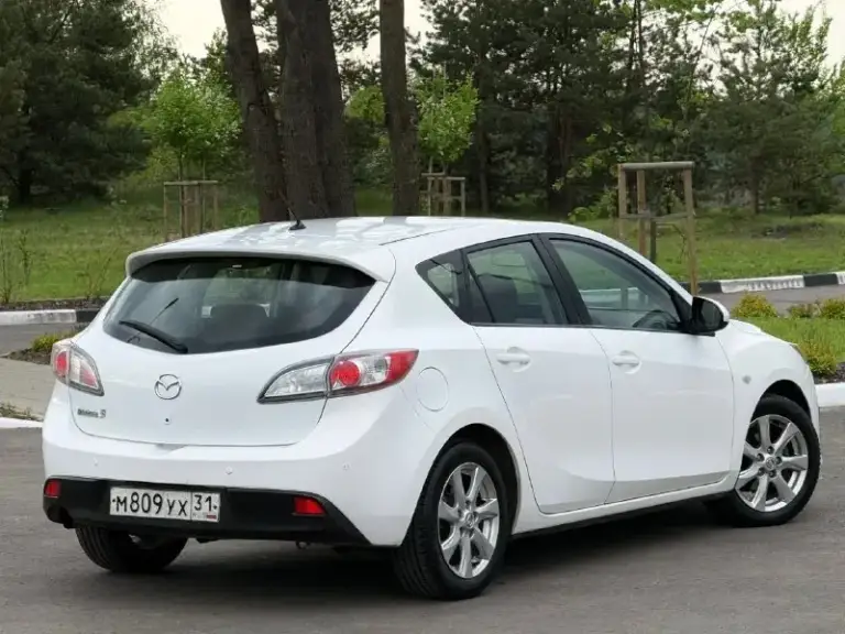 В продаже mazda 3, 2010 г. В, 1.6 л, 105 л. С, мкпп. Один собственник все 16 лет, одна запись в птс.

Кузов без следов коррозии, соответствует фото.

Комплектация - двухзонный климат с круизом, датчик дождя / света, мультируль, складывание зеркал, подогревы сидений, зеркал и лобового, штатный парктроник, омыватель оптики, линзы, датчики ebd, bas, abs, esp и прочие навороты. Стоит автозапуск, два родных ключа и т. Д и т. П.

Техосмотр пройден, авто готово к оформлению. Цена - 750,000 рублей. Рассрочки и обмена нет. Территориально находится в г макеевка (центр) контакты : +7(949)003-33-27, +7(979)028-27-27 - фотография - 5