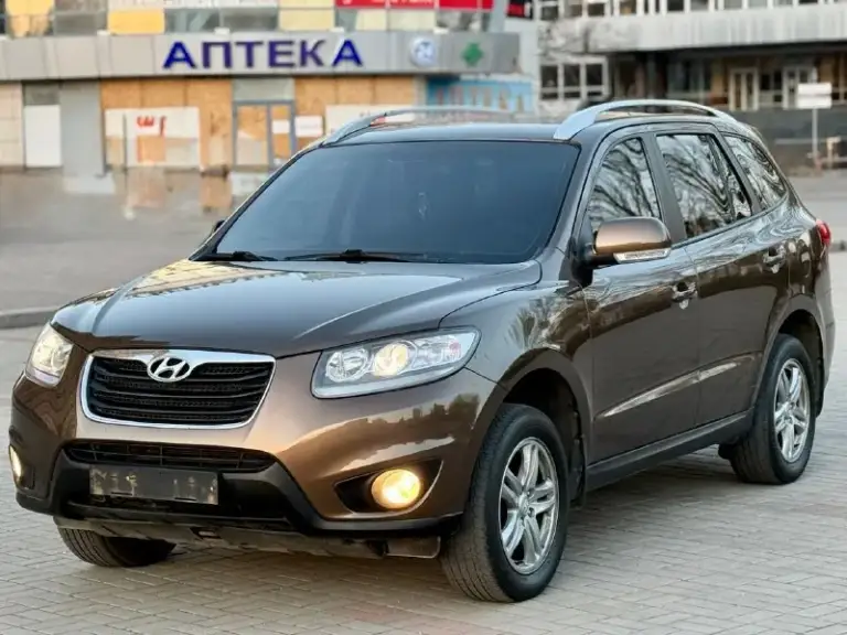 Продам авто hyundai santa fe 2.4 рейсталинг (hyundai санта фе)
Цена: 1.200.000 руб
Пробег: 180.000
Год выпуска: 2012 год
Город: донецк
Номер:
+79498515415
+79490860631(Max, telegram)
Автомобиль в отличном состояние очень надежная, семейная и практичная машина. Без подводных камней.
В таком состояние на авторынке найти тяжело.
Отличная комплектация: климат холодит, подогревы, партроноки в круг, мультируль, хорошая аудио система, камера заднего вида, датчики дождя и света, и много других интересных функций.
Работает в автомобиле всё.
Без дтп, птс оригинал, 2 хозяина, два ключа, масло не расходует, коробка идеальная, двигатель без нареканий, ходовая перебранна.
На остальные вопросы готов ответить по телефону.
📲 Tg: ⚡️
📞 Звоните: +7(949)8515415 - фотография - 2