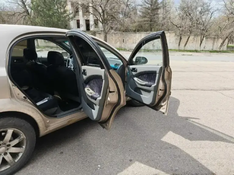 Автор: продам chevrolet лачетти года выпуска : 2007 коробка: автомат (коробка не пинается) машина в идеальном техническом состоянии, очень много чего заменено. Не гнилая. Есть нюансы по лкп (видно на фото). Я хозяйка. По комплекции: 4 стеклоподъёмника, мультируль, кондиционер, подушки безопасности, эл. Регулировка зеркал, подогрев заднего стекла цена:445т. Р. + небольшой торг город зугрэс все вопросы по телефону:+79493634282.. !!!наш телеграм канал [ бесплатное размещение за репост!!! Правила сообщества [ мы в мах [
📞 Звоните: +7(949)3634282 - фотография - 5