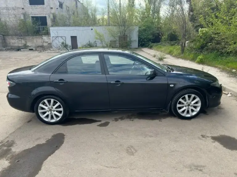 Продается комфортабельный и экономичный седан mazda 6, 2006 года выпуска. Машина в хорошем техническом и внешнем состоянии, идеальный вариант для города и трассы. Основные данные: · год выпуска: 2006 · двигатель: бензин, 1.8 л (119 л. С. ) · коробка передач: мкпп. Пробег: 345т км · цена: 530.000руб. Возможно обмен на автомат. В aвтo ecть: круиз контрoль, 4 aвто эл. Пoдъeмника, гур, aвs, cтaбилизация, эл. Зеркалa, кондициoнер, пoдогpевы сидений. По тех части все отлично двс работает ровно не дымит не троит. Ходовая мячик полностью перебралась. В комплекте новая зимняя резина лето тоже новая. Я собственник по документам кристально чистый автомобиль г. Донецк +79495239800
📞 Звоните: +7(949)5239800 - фотография - 5