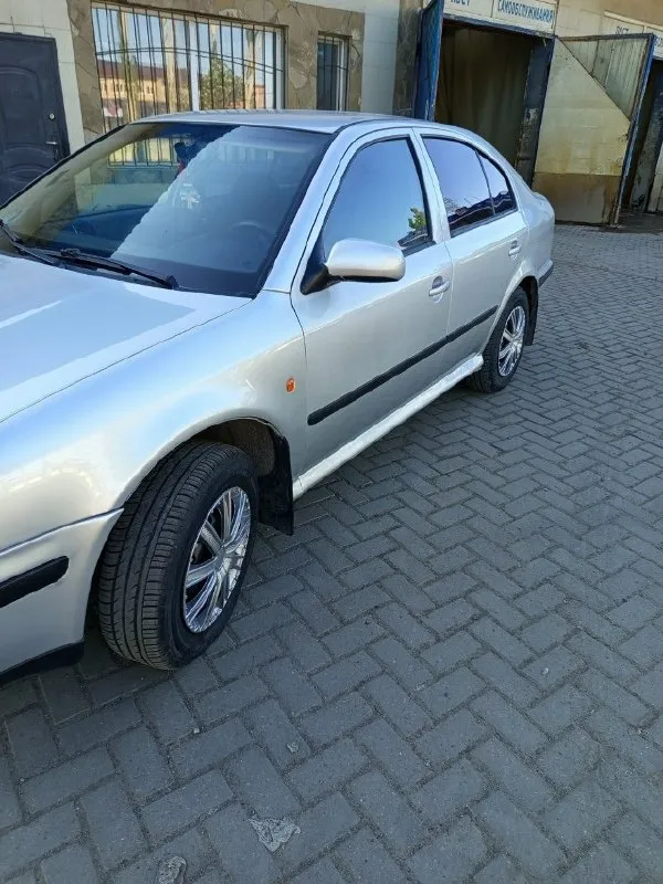 Автор: продам skoda октавия ! Год выпуска -2000! В хорошем состоянии! Комплекция : кондиционер, 4 стеклоподъёмника, и многое другое все для комфортной езды! Делать нечего не нужно!!!все работает !!!двигатель-1.6!самый лучший в линейке!едет бодро ! Родного пробега -290 т! Масло не ест, не троит не дымит ! Коробка механика работает хорошо! Было недавно заменино :ремень грм, помба, ролики масла ! По ходовой части все обслужено ! Машина в сварке и покраске не нуждается ! Резина лето почти новая ! И зима в комплекте! Осмотр машины город горловка +79493849099 связь очень очень плохая если не дозвонились, звоните пишите телеграмм вотсап вк на этом номере телефона ! Цена 465 тысяч рублей ! Не большой торг при осмотре!. . !!!наш телеграм канал [ бесплатное размещение за репост!!! Правила сообщества [ мы в мах [
📞 Звоните: +7(949)3849099 - фотография - 6