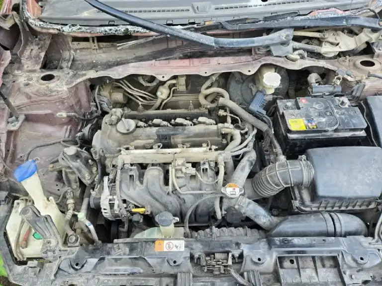 Продаётся hyundai i30, 2013 год, двигатель 1.6, коробка автомат 6‑ступенчатый, пробег 238 582 км. Автомобиль получил повреждения в результате обстрела, но остался на ходу: -двигатель запускается; -коробка передач в рабочем состоянии; -ходовая не пострадала; -требуется восстановление кузова и салона (детали повреждений на фото). Юридически автомобиль чистый, документы в порядке. Отлично подойдёт как вариант под восстановление. Осмотр и продажа — г. Макеевка, район тц галактика. Стоимость - 300 000 руб. +7 949 380 75 78
📞 Звоните: +7(949)3807578 - фотография - 5