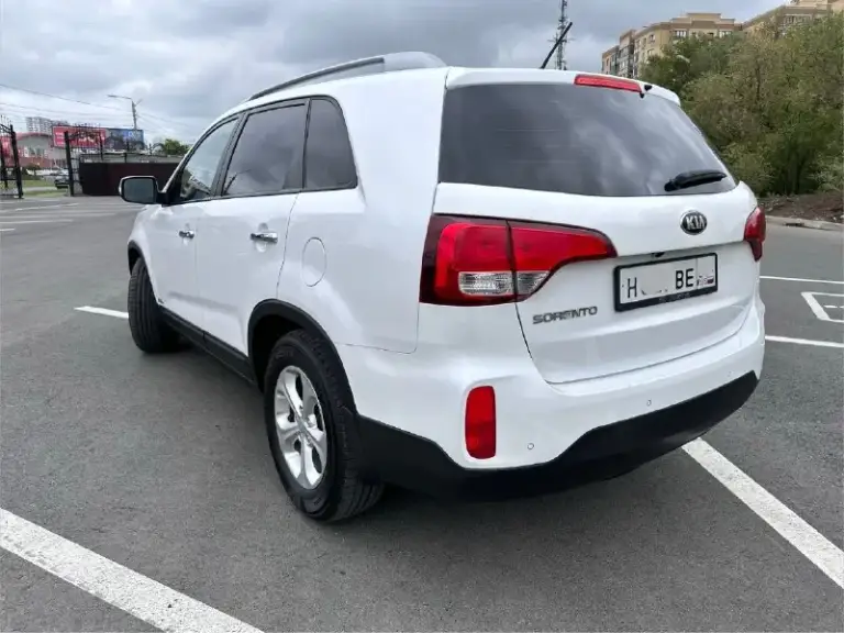 Kia sorento 2013
Вся в заводском окрасе !
2.4, Коробка автомат 6ст
7 Мест, полный привод с блокировкой, две зоны климата, два режима езды (+эко), складывание зеркал, подогревы, датчики, парктроники и тд. Автомобиль в отличном состоянии как по кузову так и технически, абсолютно весь кузов в идеальном состоянии, в заводском окрасе, техническая часть на 5+, обслужена полностью, все то проводились вовремя на официальном дилере, все записи в сервисной книжке, вложение не требует совсем. Птс оригинал. На автомобиле новая летняя резина. Так же установлена сигнализация старлайн с автозапуском. Автотека на последнем фото. Стоимость 1.650.000, торг у капота, любая проверка приветствуется, возможен обмен. Донецк. +79499615108
📞 Звоните: +7(949)9615108 - фотография - 4