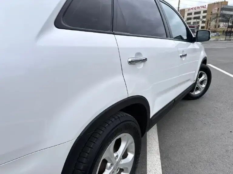 Kia sorento 2013
Вся в заводском окрасе !
2.4, Коробка автомат 6ст
7 Мест, полный привод с блокировкой, две зоны климата, два режима езды (+эко), складывание зеркал, подогревы, датчики, парктроники и тд. Автомобиль в отличном состоянии как по кузову так и технически, абсолютно весь кузов в идеальном состоянии, в заводском окрасе, техническая часть на 5+, обслужена полностью, все то проводились вовремя на официальном дилере, все записи в сервисной книжке, вложение не требует совсем. Птс оригинал. На автомобиле новая летняя резина. Так же установлена сигнализация старлайн с автозапуском. Автотека на последнем фото. Стоимость 1.650.000, торг у капота, любая проверка приветствуется, возможен обмен. Донецк. +79499615108
📞 Звоните: +7(949)9615108 - фотография - 6