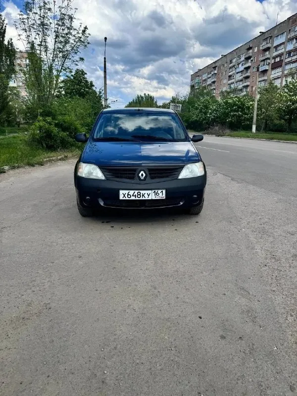 Продам renault logan 2007 года. Автомобиль в исправном состоянии, без дтп. Двигатель 1.4 в хорошем состоянии, масло не расходует и не дымит. Кпп переключает четко. Ходовая без посторонних шумов. Автомобиль срочных вложений не требует. Комплектация кондиционер (работает), гидроусилитель руля, подушка безопасности. Пробег 167 тыс. Техосмотр пройден. Территориально город горловка. Цена 390 000 руб. Тел +79495378177 - фотография - 2