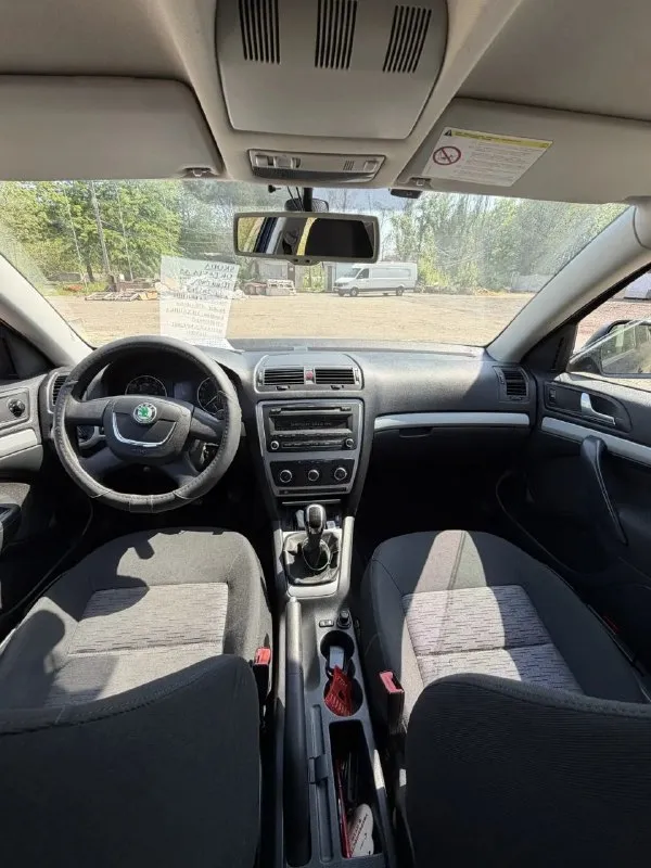 Продам skoda 2012гв1,6 бензин цена 680тр79493027204
📲 Tg: павел
📞 Звоните: +7(949)3027204 - фотография - 4