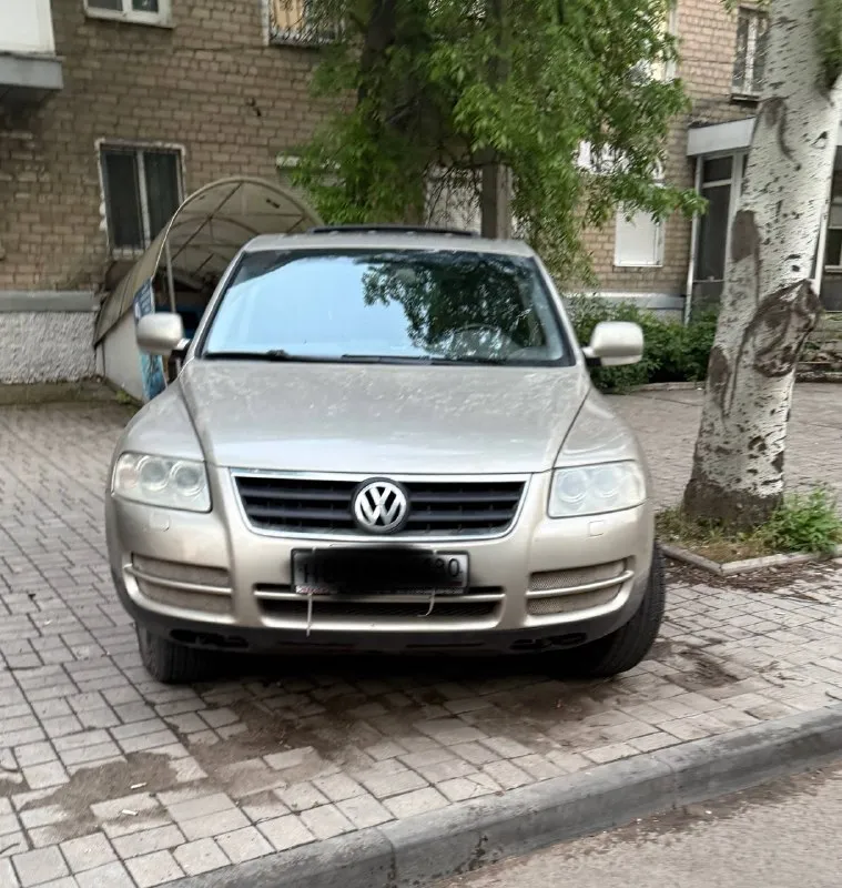 Срочно‼️
Volkswagen touareg i
Двигатель (бензин) 3.2
Год 2003
Пробег 320 000
Коробка автомат
Машина обслужена, мотор масло не ест без пневмы! Салон - кожа.
К машине относились аккуратно, обслуживание только хорошими расходниками
Юридически чистая, любые проверки.

Автомобиль в донецке.
Отличный внедорожник, сел и поехал.

Цена: 600 000

+79490196575 - фотография - 1
