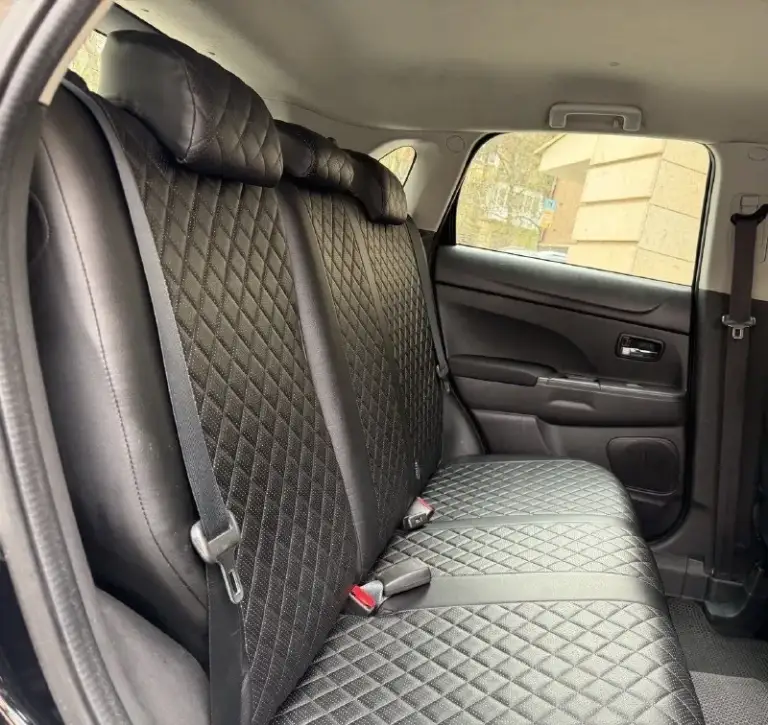 Продам mitsubishi asx рестайлинг, 2015 года выпуска, объём двигателя 1.6, коробка передач механика (самая надёжная связка в линейке!), пробег 157.000 родной!

Авто без дтп!, в родном окрасе✅, 2 хозяина за всё время эксплуатации, надёжный японский красовер, комфортабельный и вместительный

Автомобиль в идеальном состоянии, без каких либо нюансов, как внешне так и технически!, обслужен на данный момент весь от а до я, за машиной всегда ухаживали и обслуживали своевременно, имеется все сервисные книжки, два комплекта ключей, установлена сигнализация starline.

Комплектация: бортовой компьютер, кондиционер, датчик света и дождя, подогрев сидений, складывание зеркал, эл. Регулировка зеркал, подогрев стёкол, 4 слекподъемника, abs esp, мультимедиа с хорошим звуком, имеется все для комфортного вождения.

По документам любой вид оформления.

Цена 1.080.000
+79495644736
+79496935850 - фотография - 9