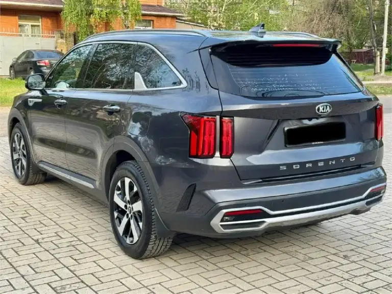 Kia sorento
Для корейского рынка
Год выпуска 2020
Пробег 78 тыс. Км
Двигатель 2.2d
Коробка автомат
Автомобиль в отличном состоянии,
Кузов без дтп, весь в заводском окрасе!
Максимальная комплектация
Кожаный салон
Электро сиденья, с подогревами
4-Хсидений
Память и вентиляция передних сидений
Подогрев руля
Под рулевые лепестки переключения передач
Ambient lighting, контурная цветная подсветка салона
Парктроники передние и задние
Кнопка start/stop
Двух зонный климат контроль
Активный круиз контроль
Без ключевой доступ keylessgo
Авто складывание заркал
Адаптивная led оптика, передняя и задняя
Led туманки
Цифровой щиток приборов
Заводские видеорегистраторы с выходом на мультимедиа (перед, зад)
Проекция на лобовое стекло
Обзор 360°
Электро крышка багажника
Электро ручник
Система autohold
Датчики слепых зон
Датчик смены полосы
Дистроник
Датчик света
Розетка 220v
Продажа с полным переоформлением в мрэо
Г. Донецк
Цена 3.
📲 Tg: r. B
📞 Звоните: +7(949)5210885 - фотография - 2