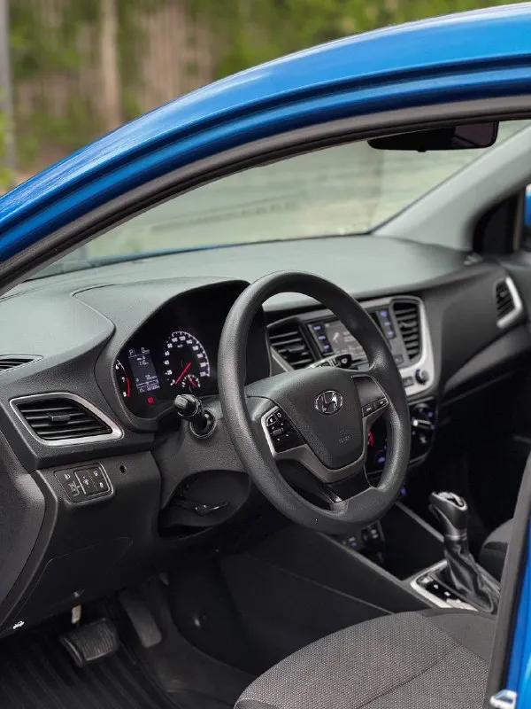 Hyundai solaris 1.6 2018 г. В.
Авто в идеальном состоянии полностью в заводском окрасе с пробегом 131 тыс. Км.
Последние 4 года автомобилем владела девушка!!
По комплектации
-Полный электропакет
-Кондиционер
-Подогрев передних сидений
-Мультимедиа aux/bt
-Сигнализация
-Abs/esp
-4 Airbag
Два ключа!!!
Автомобиль полностью обслужен,
Стоит новая летняя резина, зимний комплект колес также в наличии!! Новый акб
Тормоза полностью обслужены(всё новое)замена полностью всех фильтров и жидкостей включая и 500 км назад!!!
Стоимомость 1150000 ₽
Торг у капота!!!
Звоните +79495082418 (мах)
Тг вотсап +79493811593
📲 Tg: @kloyastarlink
📞 Звоните: +7(949)5082418 - фотография - 7