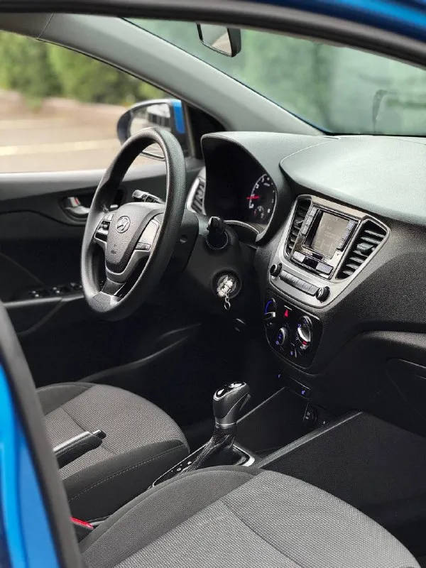 Hyundai solaris 1.6 2018 г. В.
Авто в идеальном состоянии полностью в заводском окрасе с пробегом 131 тыс. Км.
Последние 4 года автомобилем владела девушка!!
По комплектации
-Полный электропакет
-Кондиционер
-Подогрев передних сидений
-Мультимедиа aux/bt
-Сигнализация
-Abs/esp
-4 Airbag
Два ключа!!!
Автомобиль полностью обслужен,
Стоит новая летняя резина, зимний комплект колес также в наличии!! Новый акб
Тормоза полностью обслужены(всё новое)замена полностью всех фильтров и жидкостей включая и 500 км назад!!!
Стоимомость 1150000 ₽
Торг у капота!!!
Звоните +79495082418 (мах)
Тг вотсап +79493811593
📲 Tg: @kloyastarlink
📞 Звоните: +7(949)5082418 - фотография - 8