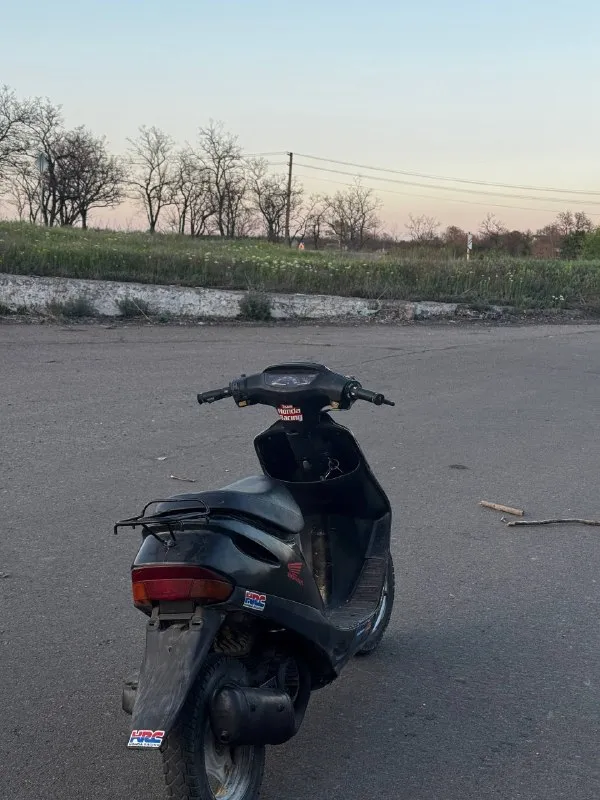 Продам -скутер honda dio 27
Работает без нареканий
Заводиться с пол оборота
Вся электрика работает
Все мигает все светится
Стоит новая поршневая 65 кубов
Едет очень бодро
Подробнее в лс
Цена 35.000 небольшой торг
Пгт донское, возле волновахи
Звоните: +79490047155
📞 Звоните: +7(949)0047155 - фотография - 2