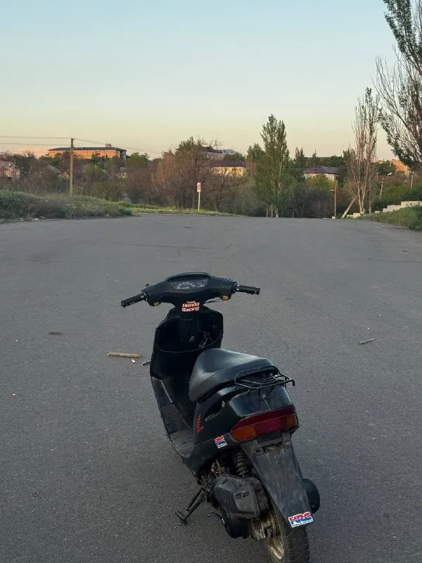 Продам -скутер honda dio 27
Работает без нареканий
Заводиться с пол оборота
Вся электрика работает
Все мигает все светится
Стоит новая поршневая 65 кубов
Едет очень бодро
Подробнее в лс
Цена 35.000 небольшой торг
Пгт донское, возле волновахи
Звоните: +79490047155
📞 Звоните: +7(949)0047155 - фотография - 3
