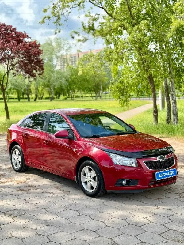 🇰🇵 Chevrolet cruze at

💰Цена: 780 000р
🏢Город: мариуполь
📅Год выпуска: 2011
🧾Пробег: 163 510 км.
⚙️Двигатель: 1.6 16v.
⛽Топливо: бензин
⚙️Кпп: автомат 6ст.

📞 Телефон:

+7-989-263-55-56
+7-949-551-91-52
+7-949-727-41-51

💾 Описание:

✅ Южная эксплуатация
✅ Оцинкованный кузов
✅ Красивый цвет

🚙 Двигатель f16d3 1.6 16v 109 л. С. Самый лучший в линейке, едет шикарно, в паре с классическим 6-ти ступенчатым акпп, ходовая без посторонних звуков, мягкая, отличная резина pirelli на оригинальных литых дисках r16.

❄️ Кондиционер, гур, abs, 2 airbag, кожаный мульти-руль, птф, электро-зеркала, штатная магнитола, подогрев сидений, центральный замок, 2 ключа.

➕Автомобиль с пройденным техническим осмотром и готов к переоформлению.

Улица шевченко 2️⃣6️⃣9️⃣ - фотография - 3