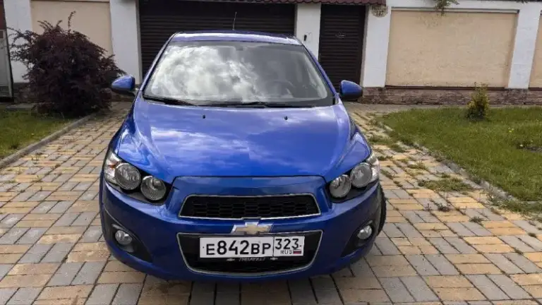 Chevrolet aveo t 300, пробег 196к ( оригинал ), коробка автомат. Покупался как первый авто в семье в июне 2025 года с пробегом 185т. Сразу после покупки сделал полное то, поменял передние тормозные, колодки, обслужил суппорта, грм менялся на 170т, есть заказ наряд, масло в коробке также менялось на 170, одновременно с грм. Заменил все фильтра и масло в двигателе, масло в гур. Куплен новый аккумулятор, обслужен кондиционер- морозит отлично, перебран генератор, ходовая в отличном состоянии, автомат работает идеально.
Отличная комплектация, 3 владельца!
Резина свежая, зима/лето в комплекте
Автомобиль в отличном состоянии, вложений не требуется
Продажа в связи с покупкой нового авто, не горит, с продажей не торопимся. Птс оригинал, вписан, 2 ключа
Торг у капота.
+79496648195
655.000
Всем добра.

📞 Звоните: +7(949)6648195 - фотография - 2