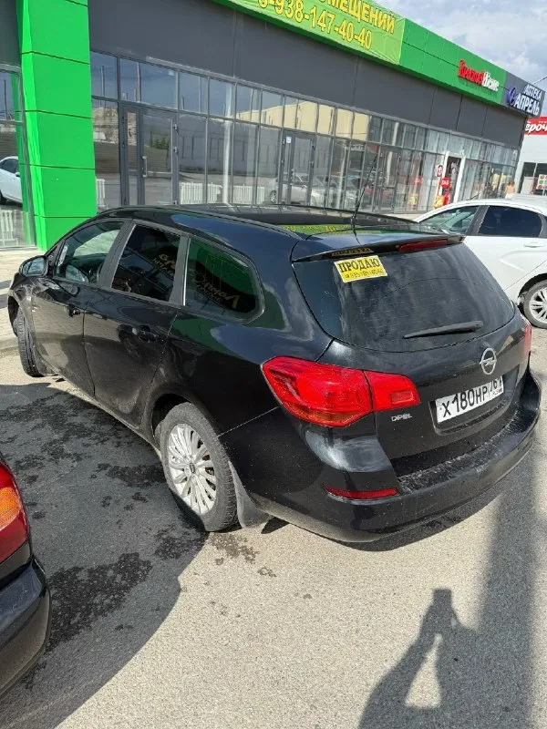 Opel астра j универсал 2011г. Двигатель 1.6коробка автомат 6 ст. Цена 650,собственник. Авто в хорошем состоянии, находится в харцызске. +79495763738
📞 Звоните: +7(949)5763738 - фотография - 3