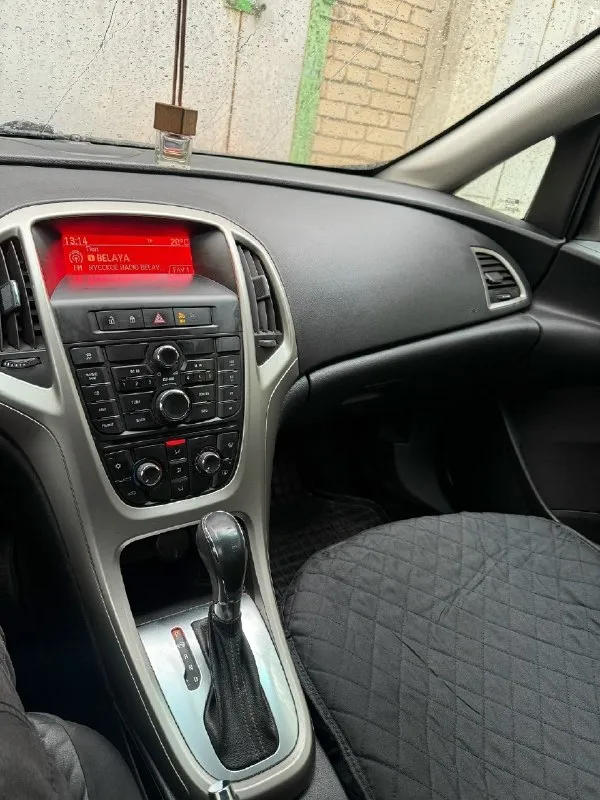 Opel астра j универсал 2011г. Двигатель 1.6коробка автомат 6 ст. Цена 650,собственник. Авто в хорошем состоянии, находится в харцызске. +79495763738
📞 Звоните: +7(949)5763738 - фотография - 6