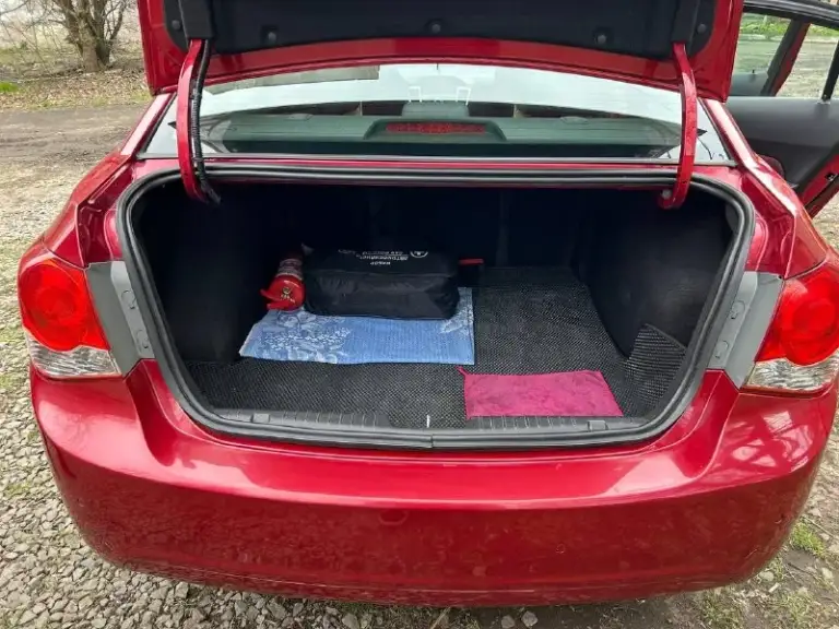 Chevrolet cruze 2010 год
1.4 Турбо (140л. С. ), 6 ступенчатый
На полном ходу. Работает абсолютно всё.
Документы чистые, полное переоформление.
Номера в подарок :)
Цена 750.000

+79493639149 Олег
📞 Звоните: +7(949)3639149 - фотография - 4