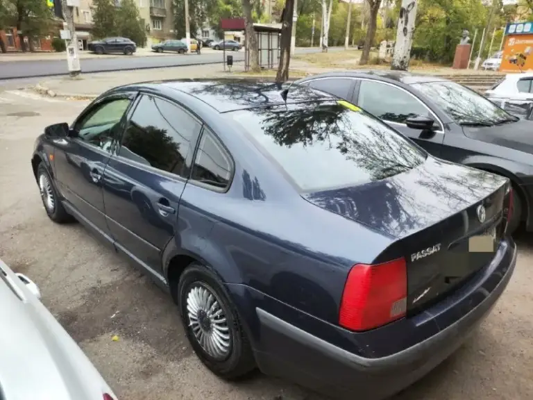 Продам volkswagen passat b5 1.6 1997 года. Чистокровный немец по цене приоры.
Пробег - 371000
Я хозяин, любое переоформление в мрэо
За последний год обновил полностью ходовую часть, расходники (жидкости, ремень грм, свечи, провода, аккумулятор и др. )
Не троит, не дымит. Самый надёжный 1.6 атмосферник у немцев (101 л. С. ).
В силу возраста есть нюасы по кузову
Просторный багажник, хорошая штатная музыка.
Есть комплект зимней резины.
Осмотр - г. Донецк
Цена - 340 т. Р. (торг)
По всем вопросам писать тг - @niceyousee
+79494313037
📲 Tg: @niceyousee
📞 Звоните: +7(949)4313037 - фотография - 2