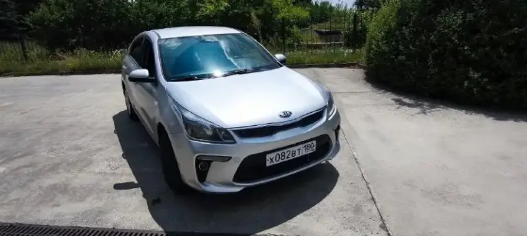 💸Продам свой личный автомобиль kia рио 2019 года выпуска в специальной серии «лига европы» — это комплектация, посвящённая лиге европы uefa, с расширенным набором опций и тематическим дизайном. Не такси, без дтп. Двигатель 1.6,кпп механика. В родном окрасе без дтп. Авто полностью обслужена:тормозные диски, колодки, масла фильтра, свечи и катушки было сделано. Комплектация: система с 7-дюймовым дисплеем, поддержкой android auto и apple carplay, камерой заднего вида, модулем bluetooth. Подогрев сидений, зеркал, руля. Полный электропакет. Климат контроль. Задние дисковые тормоза вместо барабанных, датчики света, антиблокировочная система тормозов (abs), интегрированная система активного управления (vsm), система помощи при трогании на подъёме (hac), система предупреждения об экстренном торможении (ess), система экстренной связи «эра-глонасс». Два комплекта резины. Цена 1.150тыс рублей торг уместен, осмотр г. Макеевка тел +79490370823
📞 Звоните: +7(949)0370823 - фотография - 4