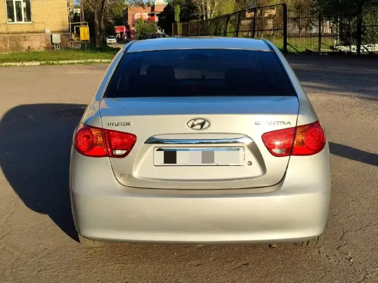 Продам авто hyundai elantra 2011г почти вся в родном окрасе стекла все родные, автотека зелёная 🌿
Объём 1.6 (акпп) эл зеркала с подогревом, бортовой компьютер, мульти руль, кондиционер, четыре стеклоподъёмники, подогрев сидений, aux usb, сигнализация с автозапуском, диски
Цена 630 т. ₽ +7 949 406-30-08 - фотография - 5