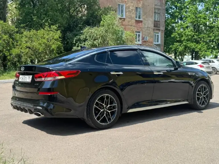 Продам kia оптима 2018 года выпуска в эксплуатации с марта 2019. Двигатель 2.4 масло от замены до замены ни грамма не уходит. Коробка автомат 6 ст. Покупалась новой в салоне в москве ( официальная ), обслуживалась всегда на официальном дилере! В полной комплектации gt line панорама, музыка harman, вентиляция передних и обогрев всех сидений, слепые зоны, круиз, память сидений, бесключевой доступ. Регистратор с радаром на камеры. Родной пробег 84 000 км. Полностью зашумлена, фары в бронепленке. Два комплекта резины лето зима. Машина технически в идеальном состоянии любые проверки. Я хозяин полный комплект документов два ключа. Цена 2350000 рублей торг. +79493673244
📞 Звоните: +7(949)3673244 - фотография - 4