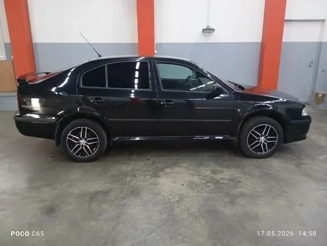 Skoda octavia 2008 г. Двигатель: 1.6 (bfq, 102 л. С) 3 владельца без дтп, автотека зелёная, могу предоставить при необходимости пробег: 164 800 (родной, подтверждается автотекой) комплектация wts, спортивный обвес, трехспицевый кожанный руль, чёрный потолок, передние сидения с развитой боковой поддержкой, abs, кондиционер работает), электро регулировка и обогрев зеркал, передние электрические стеклоподьемники, заводской центральный замок. Все функции в машине работают юридически всё в порядке цена: 570.000 рублей, торг при осмотре г. Донецк продажа с переоформлением в мрэо. Остальные вопросы по телефону денис +79493230454
📞 Звоните: +7(949)3230454 - фотография - 3