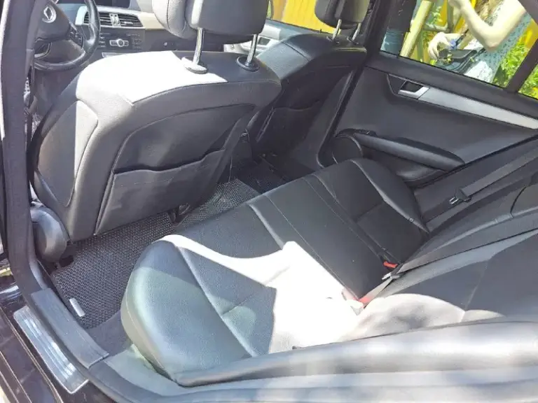 Mercedes benz w204 c250 2012 год(рестайлинг), 1,8турбо(230л. C),7-a tronic, 486 подвеска, задний привод.
Сделан приятный выхлоп на пульту, можно переключать режимы и выключить 2 выхлоп, подсветка салона, черный руль
Пробег 200 т. Км.
Любые проверки за ваш счет приветствуются! Датчик света/дождя/д. Шин, круиз, климат нold. Черный потолок, затемнение зеркал, аих bluetooth. Usb, свет c (ed лампы), стекла все родные, безопасность на месте! Люк. Музыка harman kardon
Масло заменено недавно, по ходовке все супер, продаю на демисезонных колёсах, резина свежая

1.470.000
+79493401650
Торг у капота. - фотография - 8