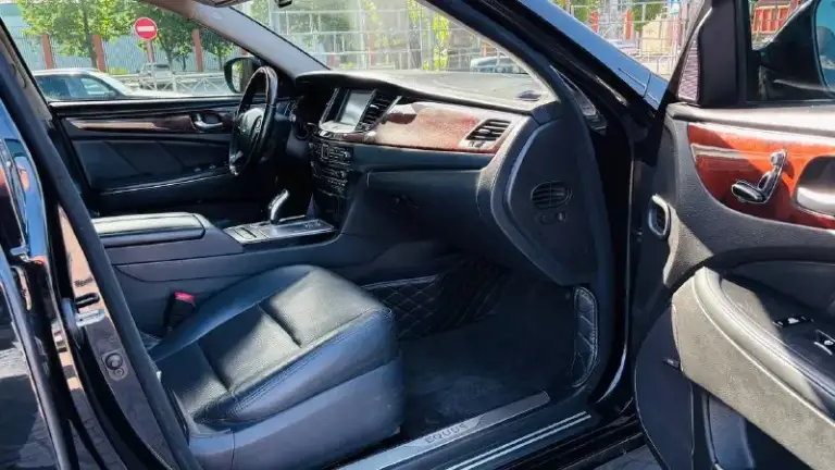❤️Hyundai equus
Двигатель:3.8
⛽️Вид топлива:бензин
⚙️Кпп:акпп
Кузов:седан
Пробег: 197.000 км
📅Год выпуска: 2016
💰Цена: 1.680.000 руб
•Усилитель руля.
•Эл стеклоподъёмники
•Мультимедиа
•Климат контроль 4х зонный
•Подогревы всех сидений
•Вентиляция всех сидений
•Приводы всех сидений
•Привод руля с обогревом
•Без ключевой доступ
•Дотяжки дверей и багажника
•Складывания зеркал
•Камера заднего вида
•Подсветка салона
•Альконтара
•Задний полный пакет управления акустикой и климат контролем автомобиля

🚘Автосалон автото4ка

Продажа возможна :
✅Наличный расчет
9️⃣4️⃣9️⃣5️⃣1️⃣1️⃣1️⃣1️⃣5️⃣6️⃣
🌎Находимся по адресу 📍г. Мариуполь
Ул. Макара мазая 4️⃣1️⃣
С 10.00 до18.00 - фотография - 10