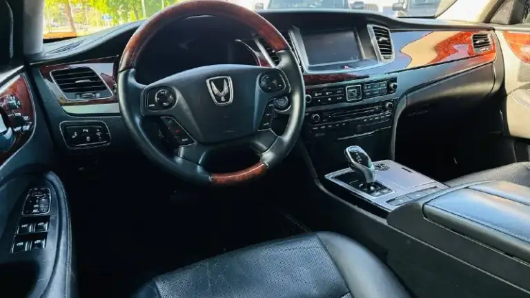 ❤️Hyundai equus
Двигатель:3.8
⛽️Вид топлива:бензин
⚙️Кпп:акпп
Кузов:седан
Пробег: 197.000 км
📅Год выпуска: 2016
💰Цена: 1.680.000 руб
•Усилитель руля.
•Эл стеклоподъёмники
•Мультимедиа
•Климат контроль 4х зонный
•Подогревы всех сидений
•Вентиляция всех сидений
•Приводы всех сидений
•Привод руля с обогревом
•Без ключевой доступ
•Дотяжки дверей и багажника
•Складывания зеркал
•Камера заднего вида
•Подсветка салона
•Альконтара
•Задний полный пакет управления акустикой и климат контролем автомобиля

🚘Автосалон автото4ка

Продажа возможна :
✅Наличный расчет
9️⃣4️⃣9️⃣5️⃣1️⃣1️⃣1️⃣1️⃣5️⃣6️⃣
🌎Находимся по адресу 📍г. Мариуполь
Ул. Макара мазая 4️⃣1️⃣
С 10.00 до18.00 - фотография - 7
