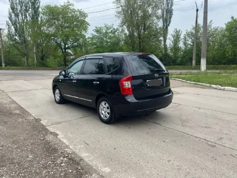 Продам киа карэнс 2008год. Объем 2.0 коробка обычный автомат. Пробег 175 090 оригинал. За всё время один собственник. Зелёная автотека. Машина в хорошем состоянии пройдено большое то. Двигатель, коробка, салон на отлично. Полная комплектация. В машине работает каждая кнопка. Машиной останетесь довольны. Кто ищет себе хорошую машину, это именно этот вариант.
Цена 750₽ торг присутствует.
Более подробная информация по телефону +79494936731 макеевка. - фотография - 2