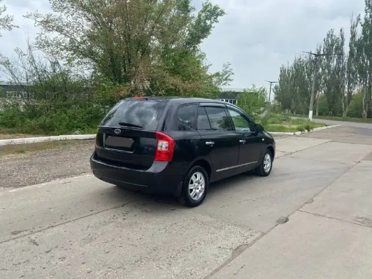 Продам киа карэнс 2008год. Объем 2.0 коробка обычный автомат. Пробег 175 090 оригинал. За всё время один собственник. Зелёная автотека. Машина в хорошем состоянии пройдено большое то. Двигатель, коробка, салон на отлично. Полная комплектация. В машине работает каждая кнопка. Машиной останетесь довольны. Кто ищет себе хорошую машину, это именно этот вариант.
Цена 750₽ торг присутствует.
Более подробная информация по телефону +79494936731 макеевка. - фотография - 5