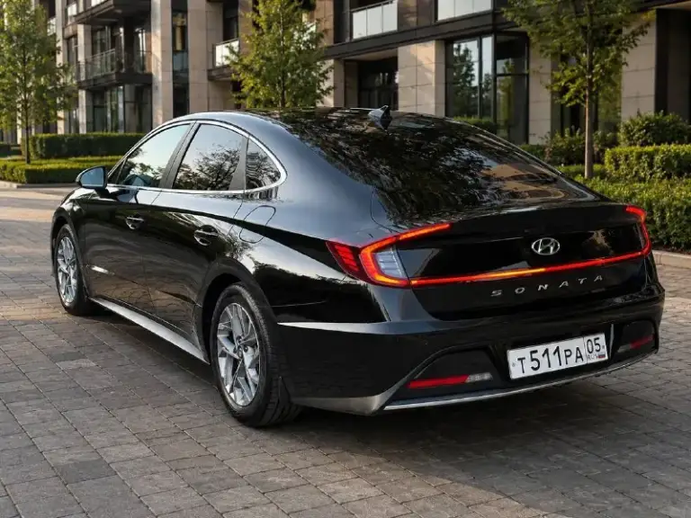 Продам hyundai sonata 2020 года.
Двигатель 2.0 бензин, едет бодро и при этом расход нормальный.
Машину покупали для себя жалели обслуживали покупалась у официального дилера, не пригнанная. Пробег родной — 110тыс. Км.
По состоянию всё честно: не битая, не крашеная, вся в родном окрасе. Никаких скрытых проблем нет. Салон чистый не прокуренный как новый !!!
Комплектация хорошая, есть всё для комфортной езды.
Машина для семьи кто ищет для себя лучше не найти — сел и поехал, ничего делать не нужно.
Если есть вопросы — пишите или звоните 👍
Цена 2 170 000 торг минимальный символический
Возможен обмен на паркетник или джип
На обмен как и у всех автомобиль буду оценивать дороже
+79495095858 Макс
+79895435743 Телеграм ватсап
Звоните в любое время связь плохая
📲 Tg: николай н а
📞 Звоните: +7(949)5095858 - фотография - 6